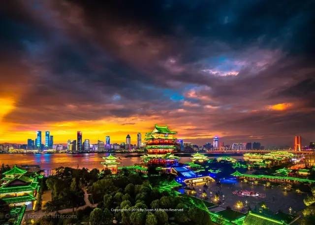 湘韵古韵，湖南，探寻历史与现代交融的风貌